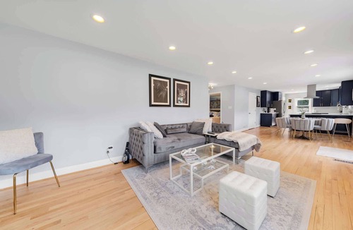 Arnold House | Coastal Modern Retreat | Large Group Getaway on 2 Acres