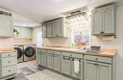 McCutcheon Field House | Coastal Retreat Near Camp Lejeune, Dogs Welcome!