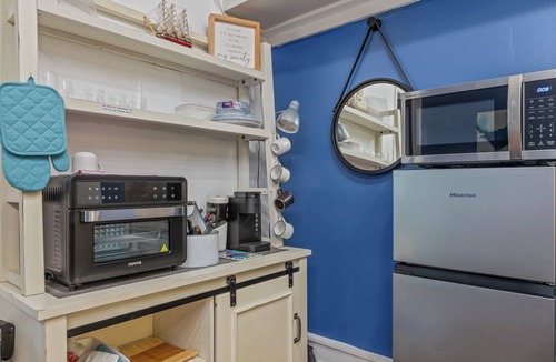 Swansboro Apartment | Coastal Swan 2.0 Charming waterfront 2-Queen studio in peaceful Swansboro.