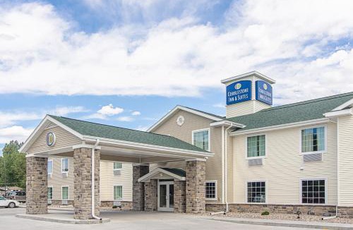 Guernsey Hotel | Cobblestone Inn & Suites - Guernsey