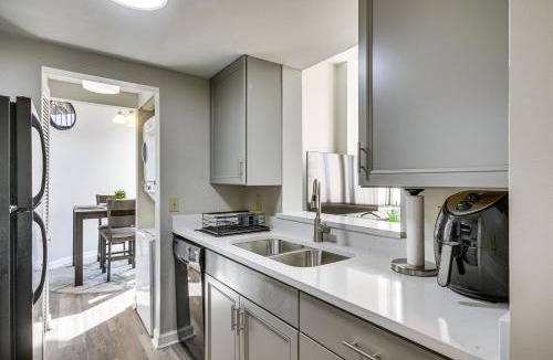 Columbia House | Columbia Vacation Rental - Walk to UofSC Campus!