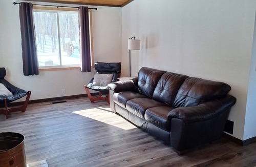 Amery Cabin | Come check out this Cozy 2-bedroom cabin in charming Amery!