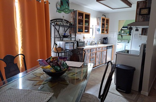 LaGrange House | Come enjoy fishing, R&R or visit with family come visit!