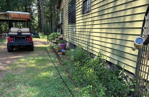 LaGrange House | Come enjoy fishing, R&R or visit with family come visit!