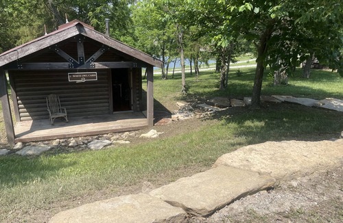 Gallatin Cabin | Come enjoy nature in our luxury studio cabins in Gallatin Missouri