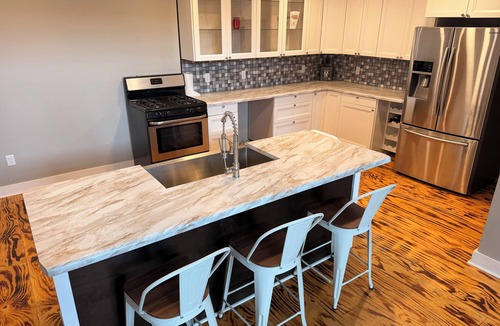 Le Sueur County House | Come visit the Hayloft Hideaway in Waterville