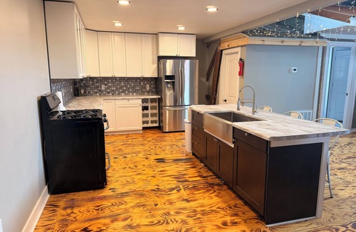 Le Sueur County House | Come visit the Hayloft Hideaway in Waterville