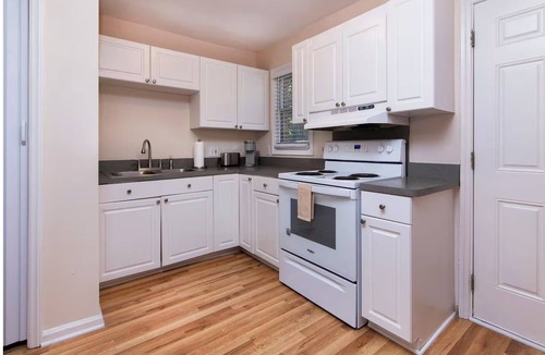 Ponderosa - Wingate Apartment | Comfort-Focused 2BR with Workspace & Fast WiFi