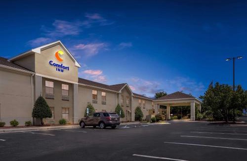 Clinton Hotel | Comfort Inn Clinton
