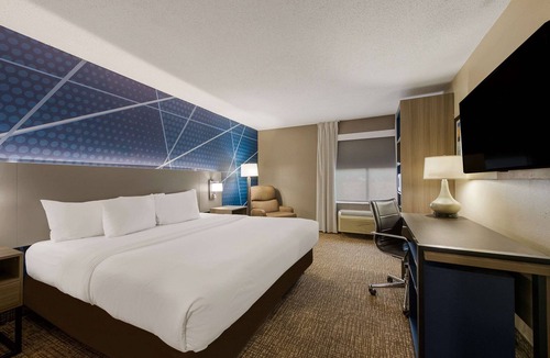 Cape Fear Hotel | Comfort Inn Fayetteville I-95