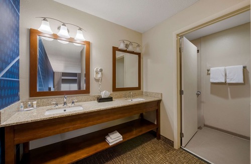 Cape Fear Hotel | Comfort Inn Fayetteville I-95