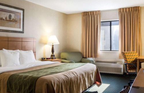 Jamestown Hotel | Comfort Inn Jamestown South