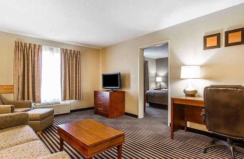 Owatonna Hotel | Comfort Inn Owatonna near Medical Center