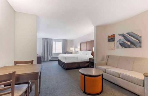 Chestertown Hotel | Comfort Inn & Suites Chestertown