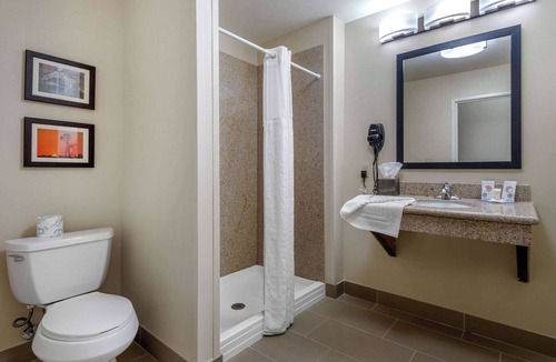 Jenks Hotel | Comfort Inn & Suites Glenpool