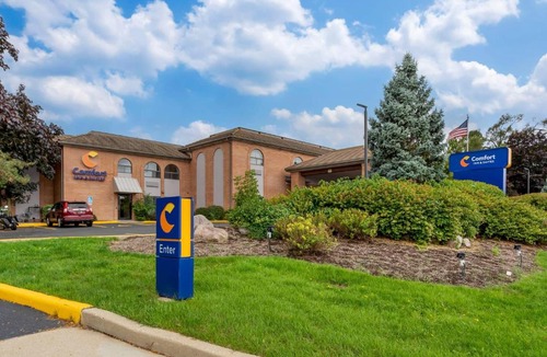 Mundelein Hotel | Comfort Inn & Suites Mundelein-Vernon Hills