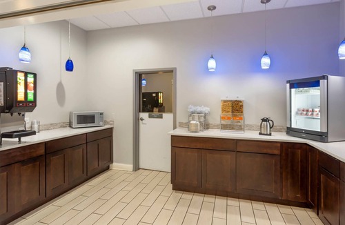 Mundelein Hotel | Comfort Inn & Suites Mundelein-Vernon Hills