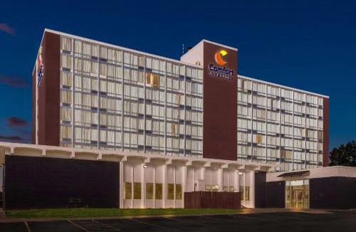 South Central Omaha Hotel | Comfort Inn & Suites Omaha Central