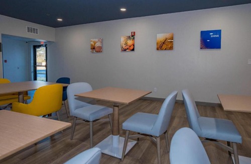 Decatur Hotel | Comfort Inn & Suites River City Decatur
