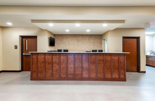 West Des Moines Hotel | Comfort Inn & Suites West Des Moines