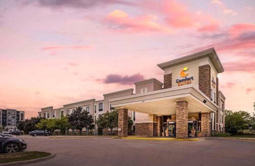 Lincoln Hotel | Comfort Suites East Lincoln - Mall Area