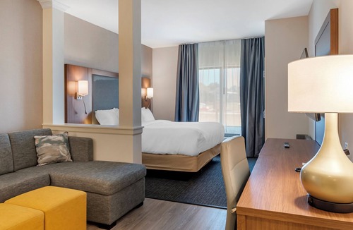 Grandview Hotel | Comfort Suites Grandview - Kansas City