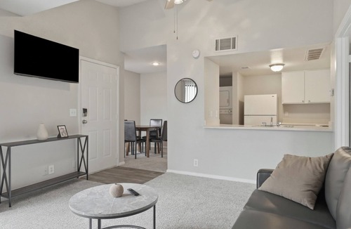 Donelson Apartment | Comfortable East Nashville apartment living