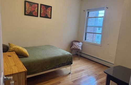 East Flatbush House | Comfy Bedroom in Gorgeous NEW 2 Floor House!