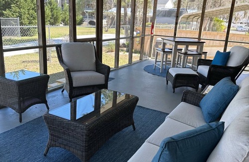 White Lake Cottage | Comfy cozy cottage at White Lake