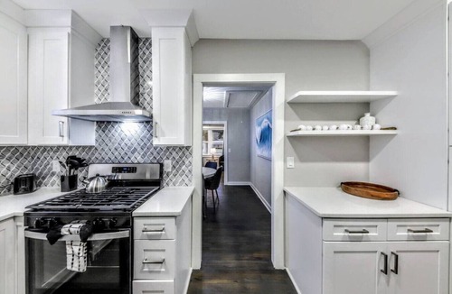 Bremen House | Completely Renovated/Clean/Modern Charming (441)