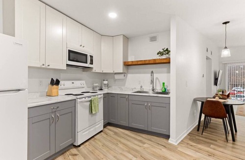 Orange Prairie Apartment | Concord B9 · Slice of the Good Life: Concord B9