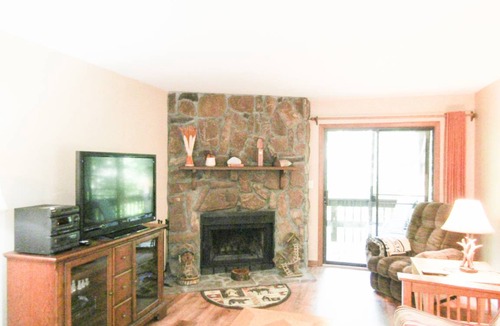 Banner Elk Condo | Condo ∙ 2 bedrooms ∙ 6 guests