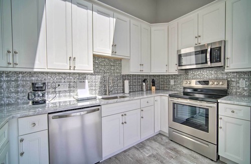 Brigantine Apartment | Condo w/Bay Views ~ 5 Mi to Atlantic City!
