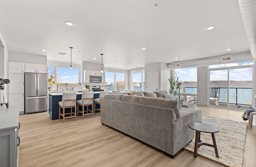 Lake City Condo | Condo with beautiful windows overlooking Lake Pepin - Attached Garage - Unit 201