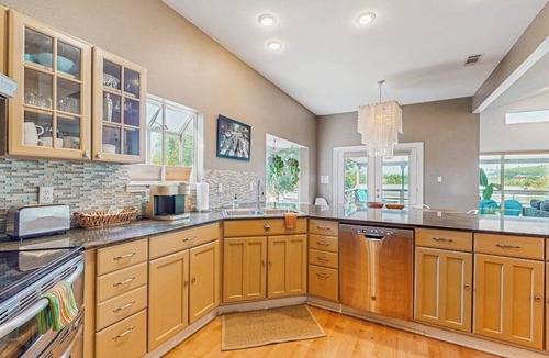 Bear Creek House | Contemporary dog-friendly house w/private gas grill, hot tub, & outdoor pool