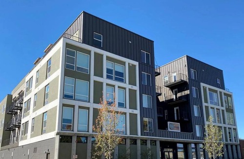 Uptown Apartment | Contemporary Studio in Denver