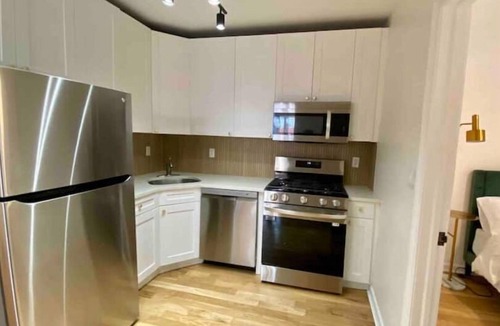Communipaw Apartment | Coolest Digs in Jersey City