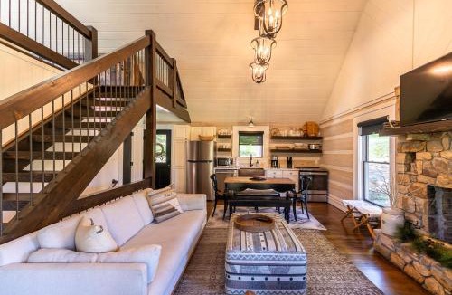 Vilas House | Copper Cabin - modern cabin along Cove Creek hot tub fire pit