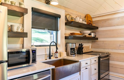Vilas Cabin | Copper Cabin - modern cabin along Cove Creek, hot tub, fire pit