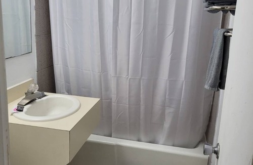 Hutchinson Hotel | Coratel Inn & Suites by Jasper Hutchinson