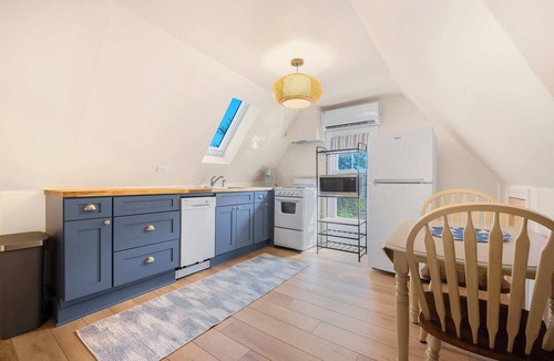 Annapolis House | Corner House - Cozy Five Star 2 Bedroom Suite. Downtown and Stadium. Parking!