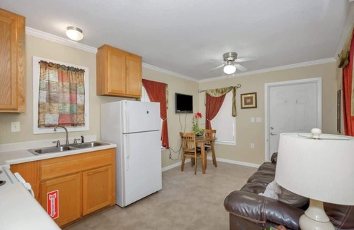 Langston Cottage | *Cottage #2 @ Fisherman's Landing (boat shelter)*
