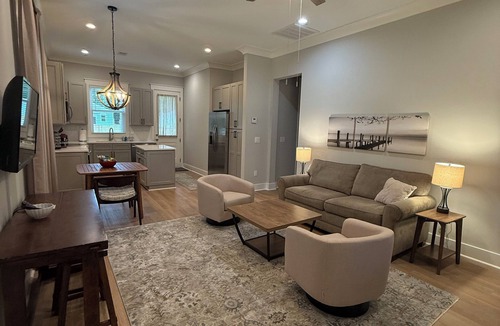 Summerton Cottage | Cottage at Gordon Cove - Pets Allowed/No Pet Fee