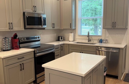Summerton Cottage | Cottage at Gordon Cove - Pets Allowed/No Pet Fee