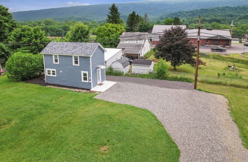 Ellerslie House | Cottage Escape in the Allegany Mountains