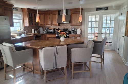 Townsend's Inlet House | Cottage Meets Contemporary, 4 BRs, lots of Amenities!