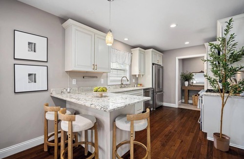 Peoria Heights House | Cottage on Columbus