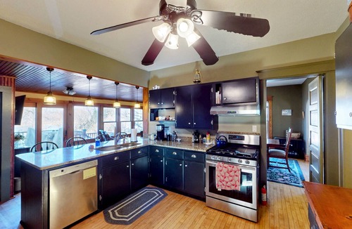 Fort Atkinson House | Cottage on the Rock, a spacious 5-bedroom house on the Rock River