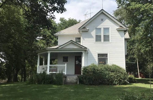Mills County House | Country Acreage: Escape, Relax, Renew.