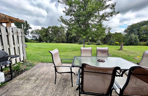 Teeds Grove Apartment | Country Apartment Rental in an Outdoor Paradise!